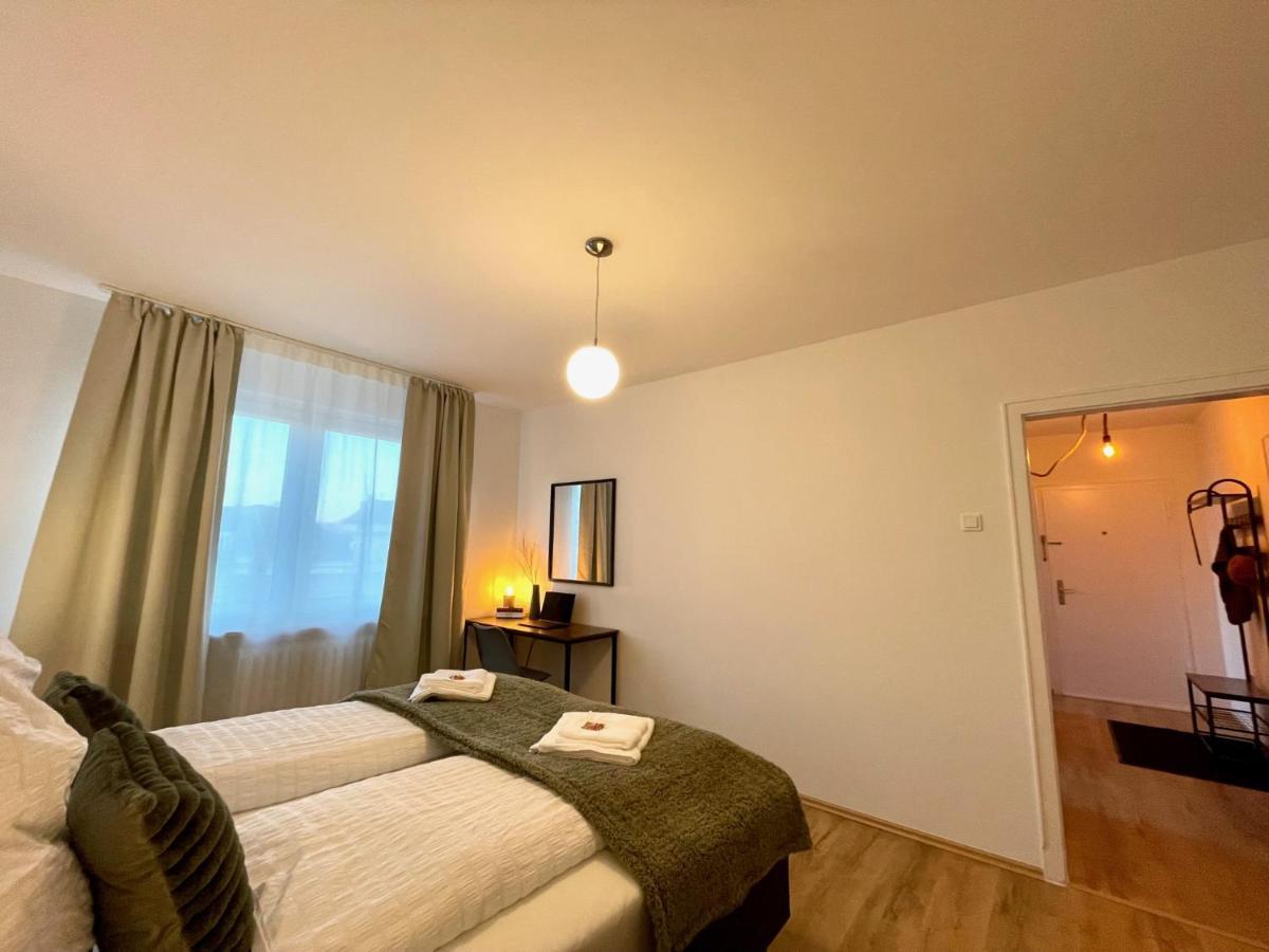 וופרטל Downtown Apartment By Ninja Spaces - Kingsize-Bett, Kueche, Netflix, Terrasse מראה חיצוני תמונה