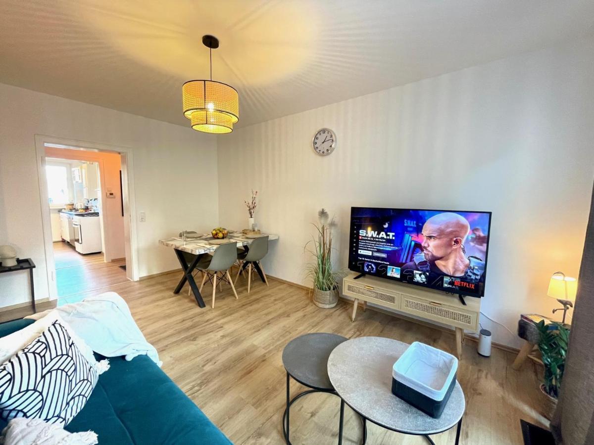 וופרטל Downtown Apartment By Ninja Spaces - Kingsize-Bett, Kueche, Netflix, Terrasse מראה חיצוני תמונה